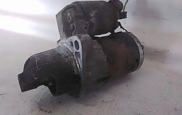 Opel Agila B Starter motor 3110051K00