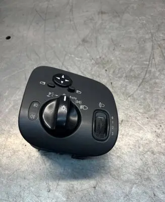 Mercedes-Benz C W203 Light switch A2035450604
