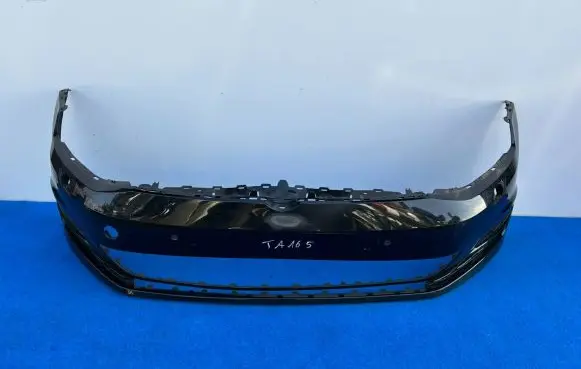 Volkswagen Golf VII Front bumper 5G0807221