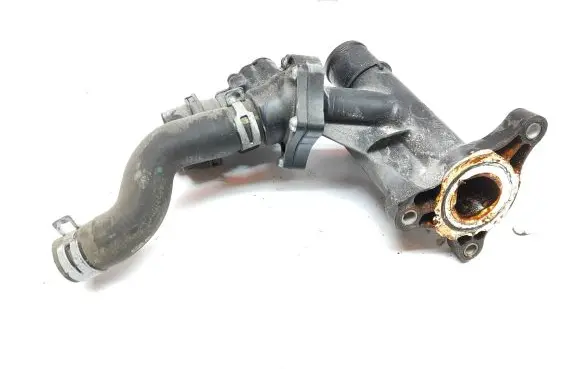 Thermostat/thermostat housing