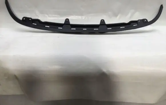 Volkswagen Golf VI Front bumper lip 5K0805915
