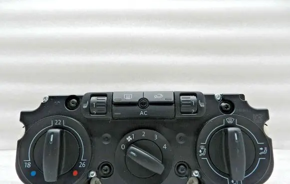 Volkswagen Golf V Climate control unit 1K0820047HC 1K0820047