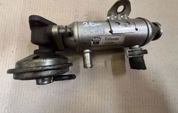 Jeep Cherokee EGR valve 41212031F 869749Z