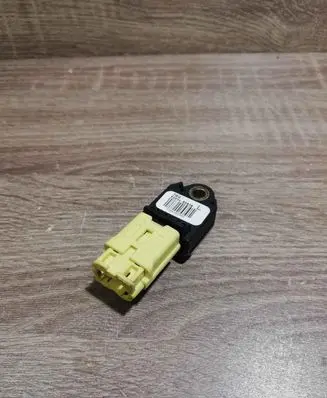 Toyota Avensis T250 Airbag deployment crash/impact sensor 8983405020