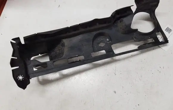 Volvo V70 Radiator trim 31214423