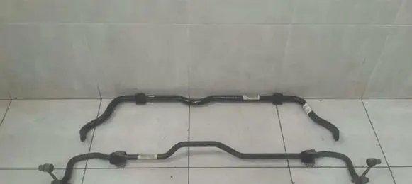 Mercedes-Benz A W176 Front anti-roll bar/sway bar A1763200511