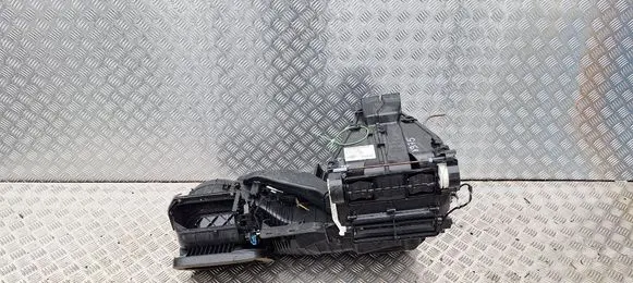 Volkswagen Tiguan Interior heater climate box assembly 5N1820003H