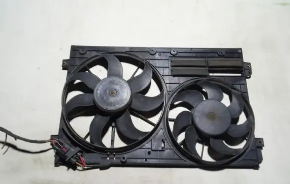 Volkswagen PASSAT B7 Radiator cooling fan shroud 1K0121207BC 1K0121205AD