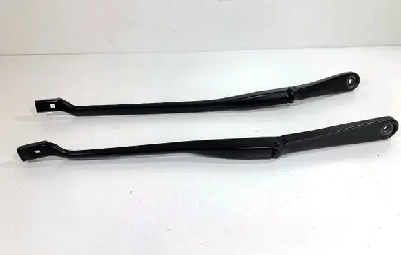 BMW 5 G30 G31 G38 Front wiper blade arm 