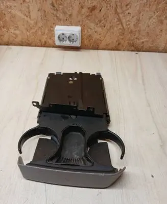 Chrysler Voyager Cup holder 0RR44TRMAB 586221 5876007