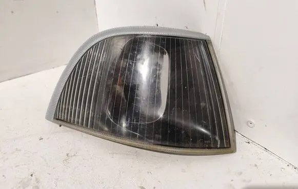 Front indicator light