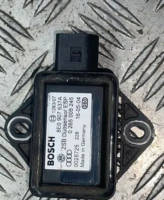 Audi A4 S4 B6 8E 8H ESP acceleration yaw rate sensor 1275100384