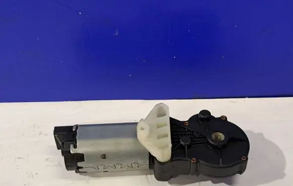 Seat adjustment motor