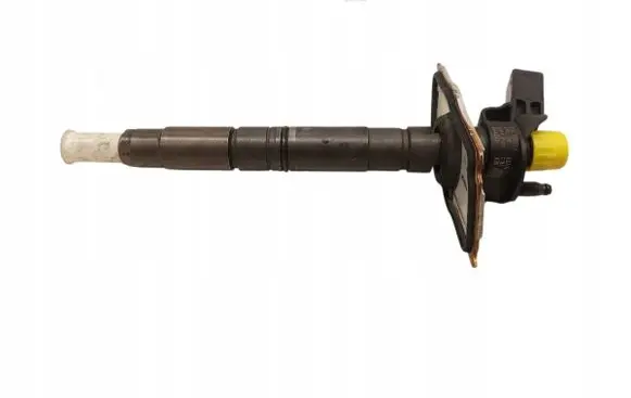 Audi A6 S6 C6 4F Fuel injector 03L130277