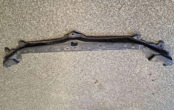 BMW 5 E60 E61 Top upper radiator support slam panel 7163462