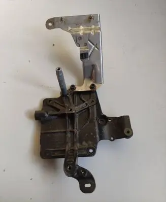 Jeep Compass A/C compressor mount bracket 46340747 46340753