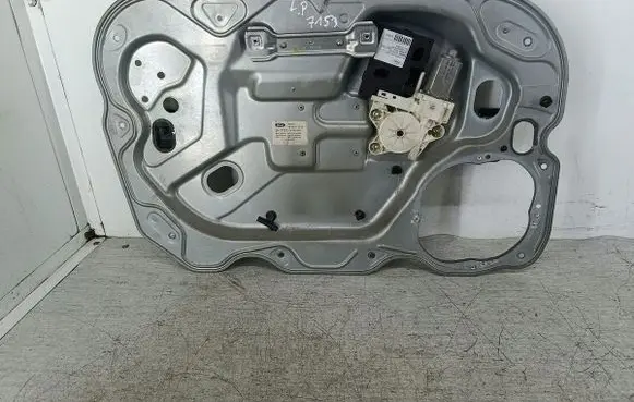 Ford Focus C-MAX Front door window regulator with motor
