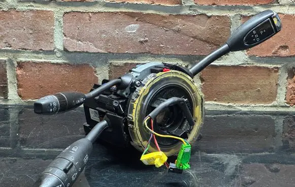 Mercedes-Benz ML W164 Steering angle sensor A1645458716 1002070001 90039111480213