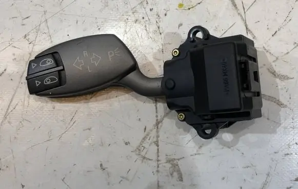 BMW 7 E65 E66 Indicator stalk 6911516 01106700 608360