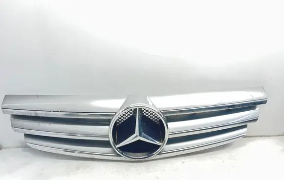 Mercedes-Benz CLK A209 C209 Front grill A2098800223