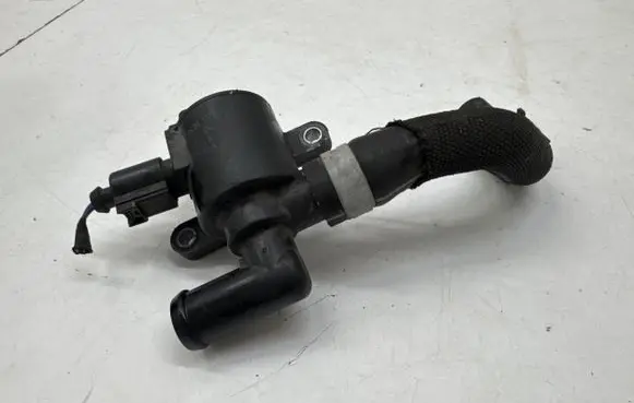 Volkswagen Multivan T7 Electric auxiliary coolant/water pump 5Q0121671F