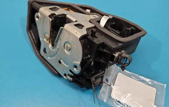 BMW X6 E71 Rear door lock 7276685 IMPRK1536699