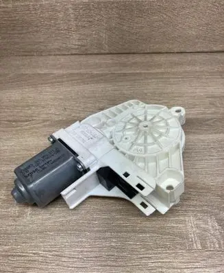 Audi A4 S4 B8 8K Rear door window regulator motor 8K0959811A