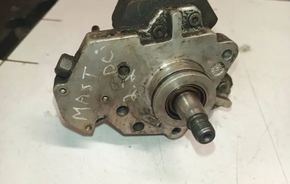 Renault Master II Fuel injection high pressure pump 0445010033