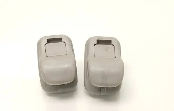 Sun visor clip/hook/bracket