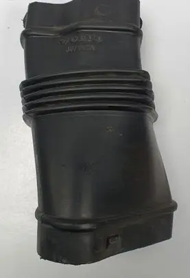 Volvo V70 Air intake duct part 30792195