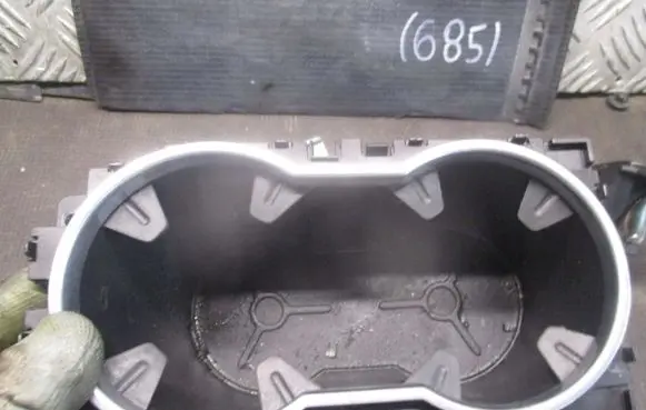 Ford C-MAX II Cup holder front 