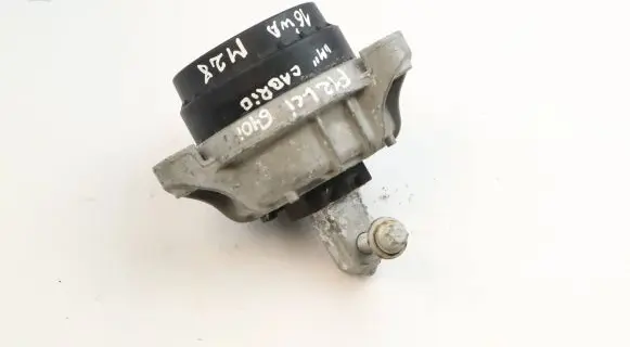 BMW 6 F12 F13 Engine mount bracket 6786528 180316