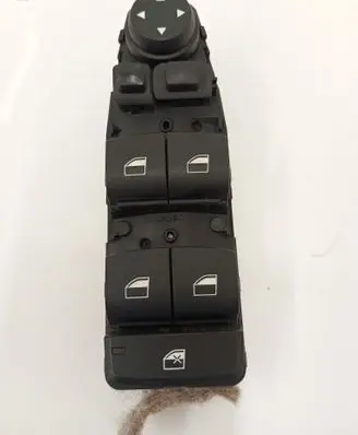 BMW 5 F10 F11 Electric window control switch 9241955