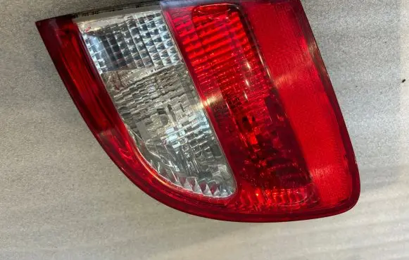Mercedes-Benz E W211 Tailgate rear/tail lights A2118201464 2118201464