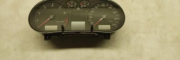 Speedometer (instrument cluster)