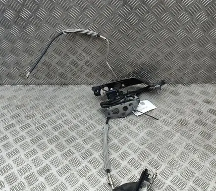 Mercedes-Benz C W205 Engine bonnet/hood hinges A2055460064 A2058303505
