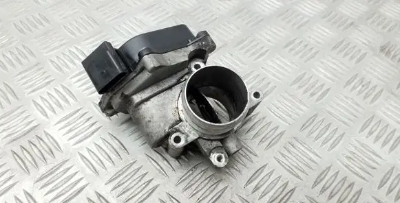 Volkswagen Touran II Throttle valve 03L128063Q