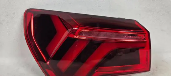 Audi Q3 F3 Rear/tail lights 83A945091 646501