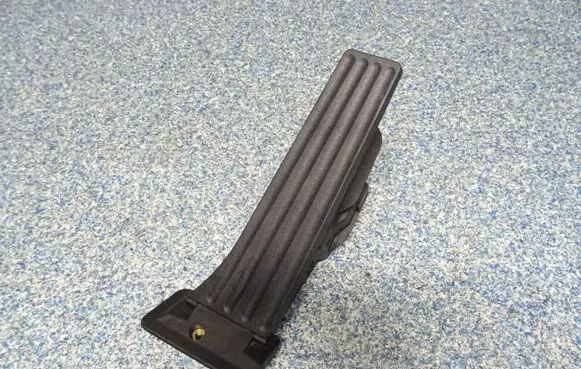 BMW 5 F10 F11 Accelerator throttle pedal 6859999