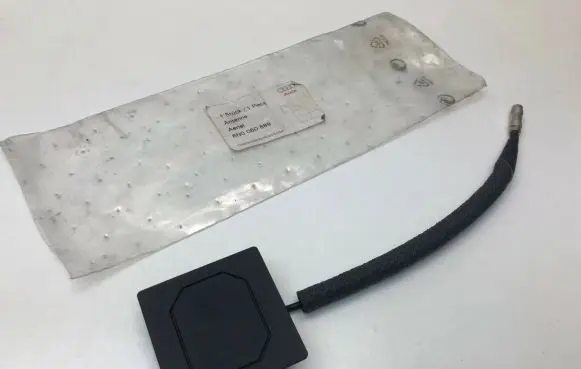 Audi TT Mk1 Aerial GPS antenna 8N0919889