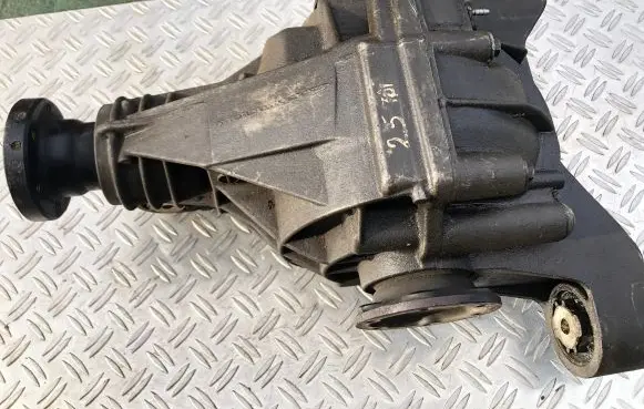 Volkswagen Touareg I Rear differential GNG 0AB525015Q D1700671
