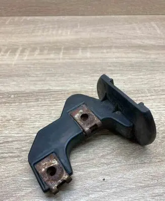BMW 5 E39 Front bumper mounting bracket 8159362