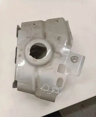 BMW iX Fender mounting bracket 8737202 198300