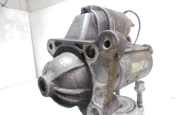 Renault Megane II Starter motor 8200331251