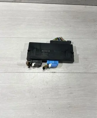 BMW 3 E90 E91 Comfort/convenience module 6983302 10681810