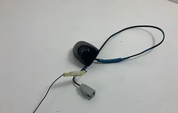 Toyota Avensis T270 Aerial GPS antenna V307289C
