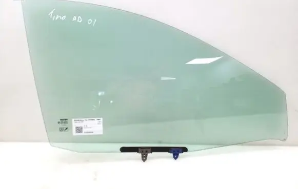 Nissan Almera Tino Front door window/glass (coupe) 