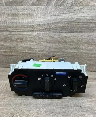 Opel Astra G Climate control unit 90559840 524756525