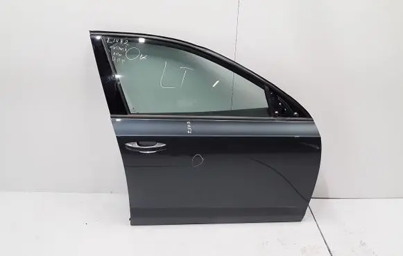 Skoda Octavia Mk4 Front door