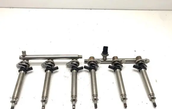 Mercedes-Benz GLE W167 Fuel injectors set A2560700895